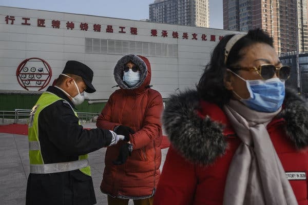 Bac Kinh yeu cau cach ly 2 tuan voi nguoi tu que tro ve thanh pho hinh anh