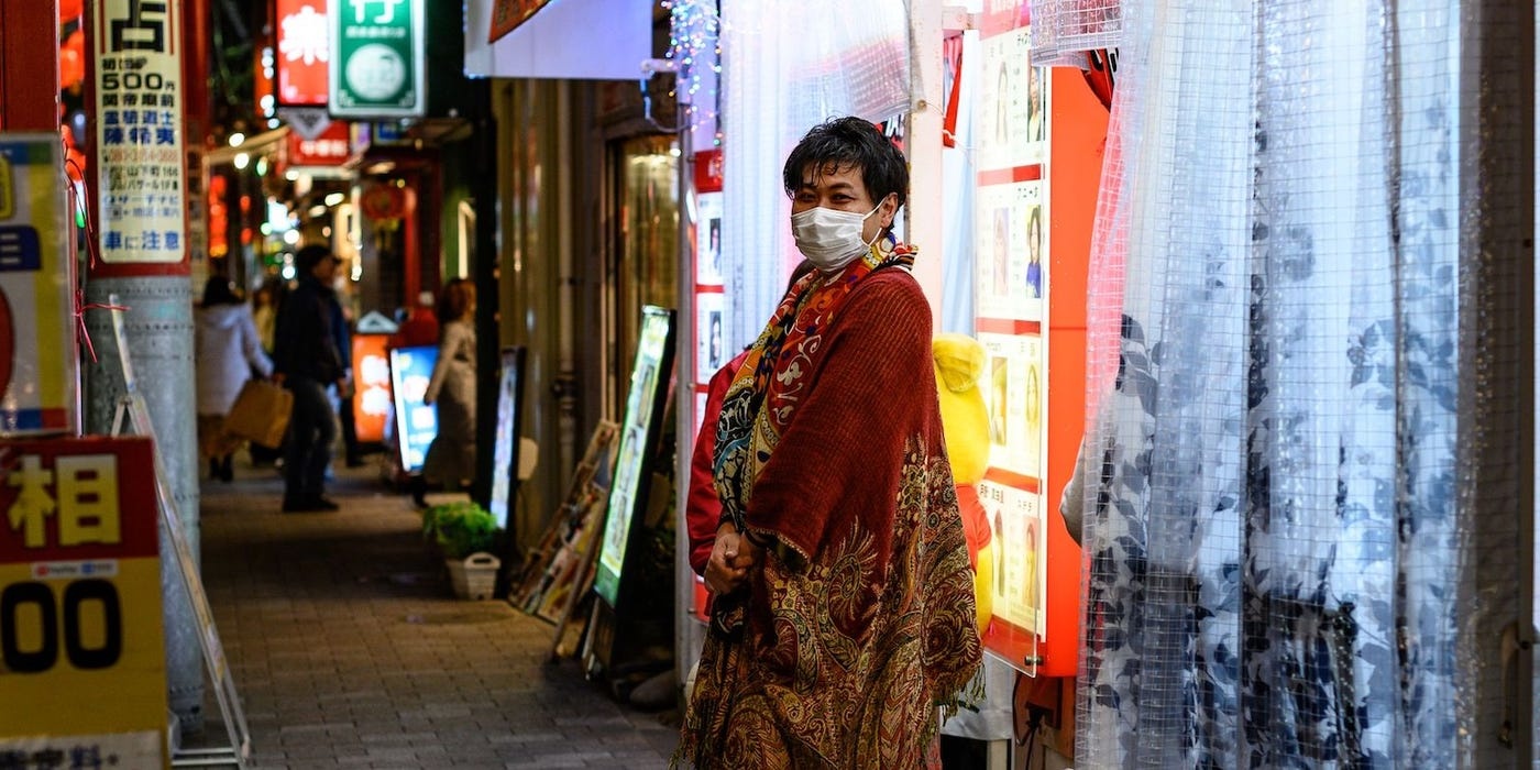 Ryokan 64 tuoi o khu nghi duong 'tam tien' pha san vi virus corona hinh anh