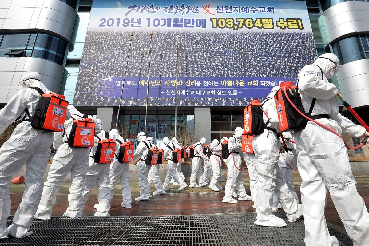 WHO de nghi Han Quoc va Nhat Ban ngung cai co vi virus corona hinh anh