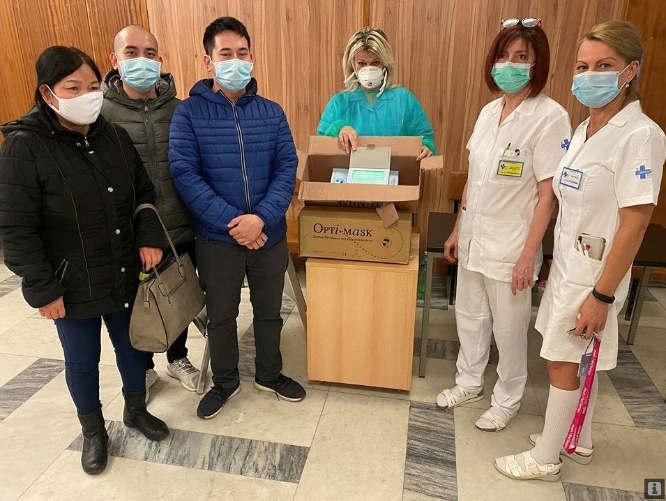 nguoi Viet chong covid-19 anh 1