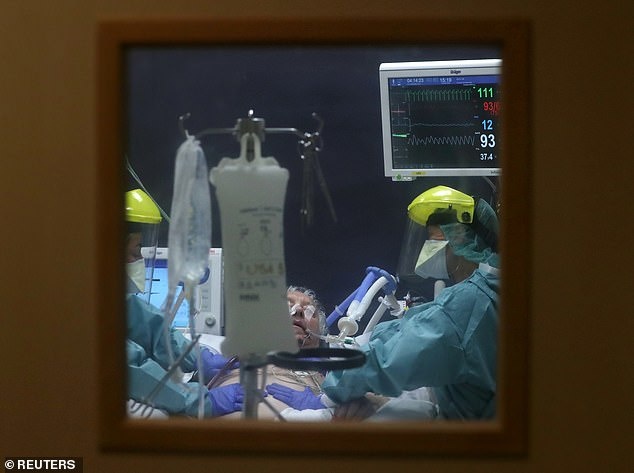 nguoi tre nhat chau Au chet vi covid-19 anh 1