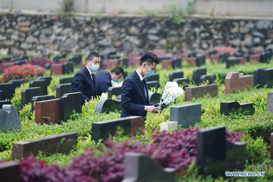 cam cung bai le thanh minh anh 3