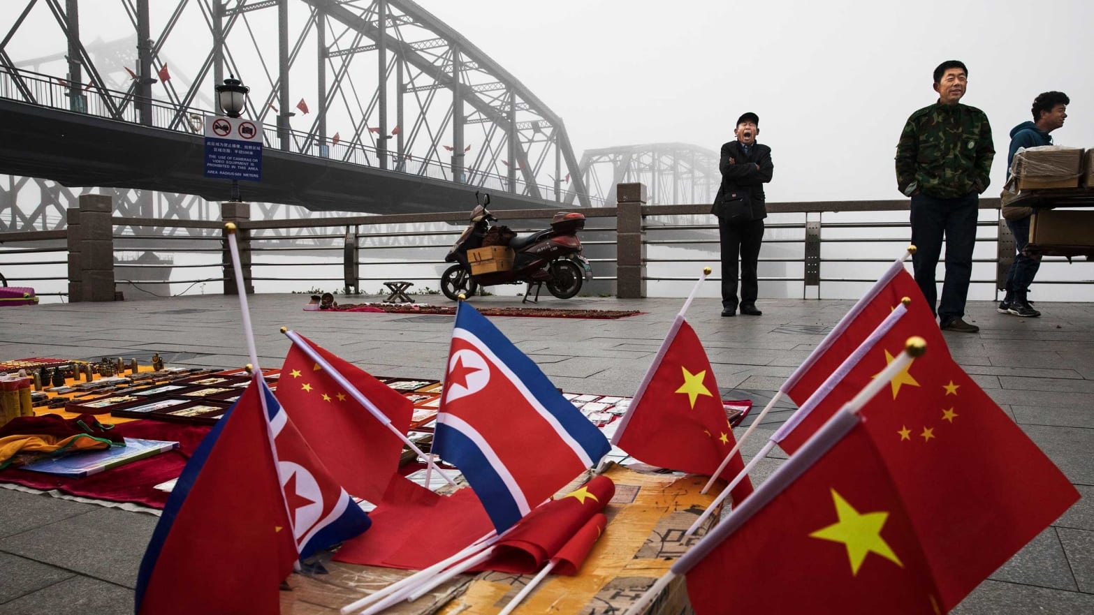 Trieu Tien cu phai doan toi Trung Quoc hinh anh