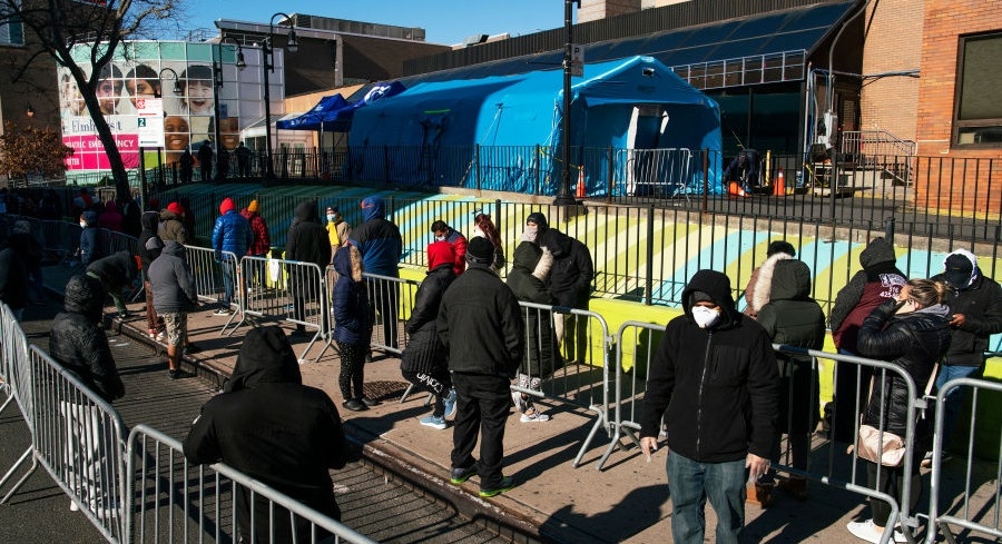 quan doi My giai cuu benh vien anh 1