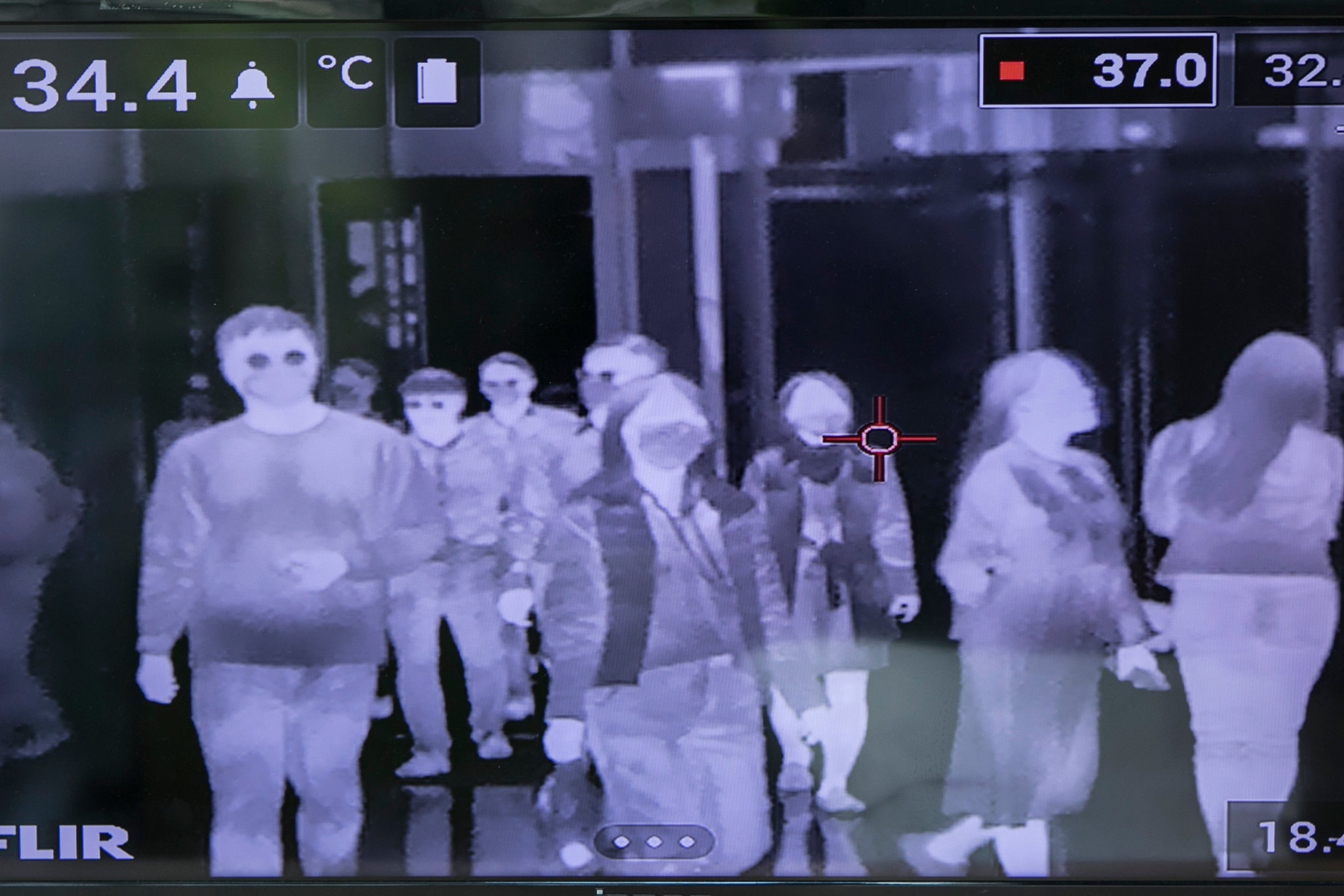 Chau A mo cua tro lai - kinh nghiem quy gia cua the gioi hau Covid-19 hinh anh