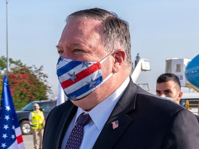 Ngoai truong Pompeo deo khau trang hinh quoc ky khi toi tham Israel hinh anh