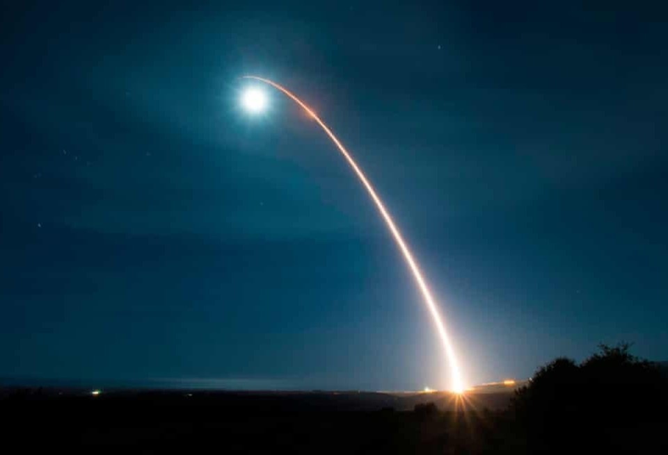 My can nhac tai thu nghiem vu khi hat nhan de ran de TQ va Nga hinh anh