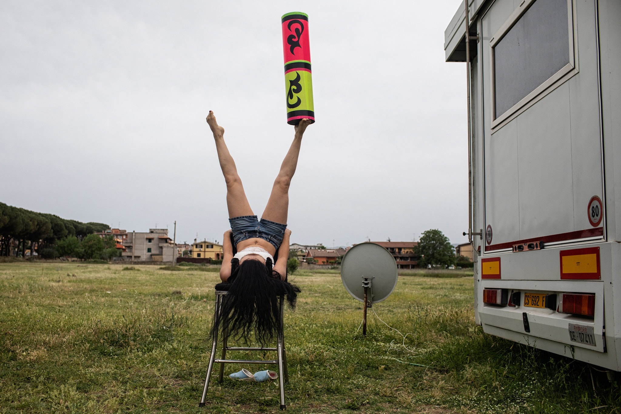 doan xiec mac ket vi virus corona anh 6