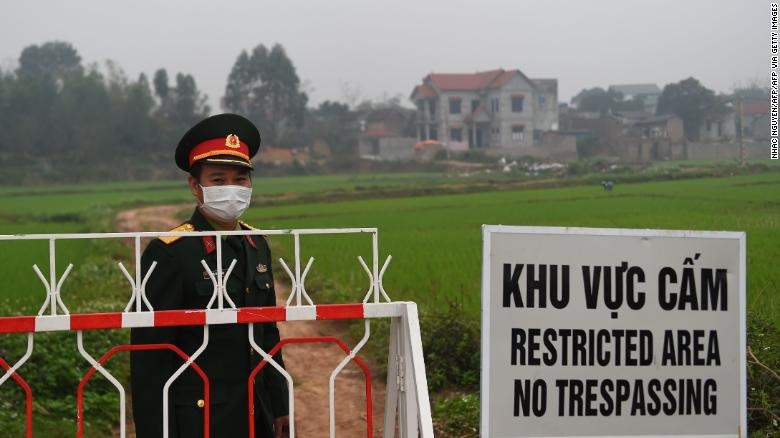 CNN: Cach chong dich quyet liet giup Viet Nam khong co ca tu vong hinh anh