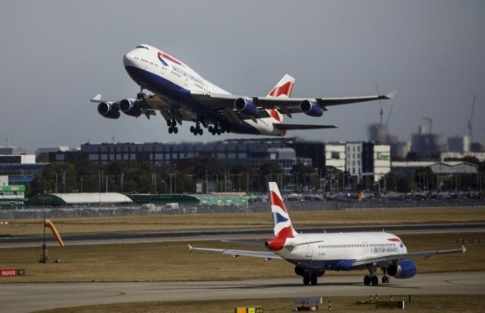 Chinh quyen TT Trump se cam hang hang khong Trung Quoc bay den My hinh anh