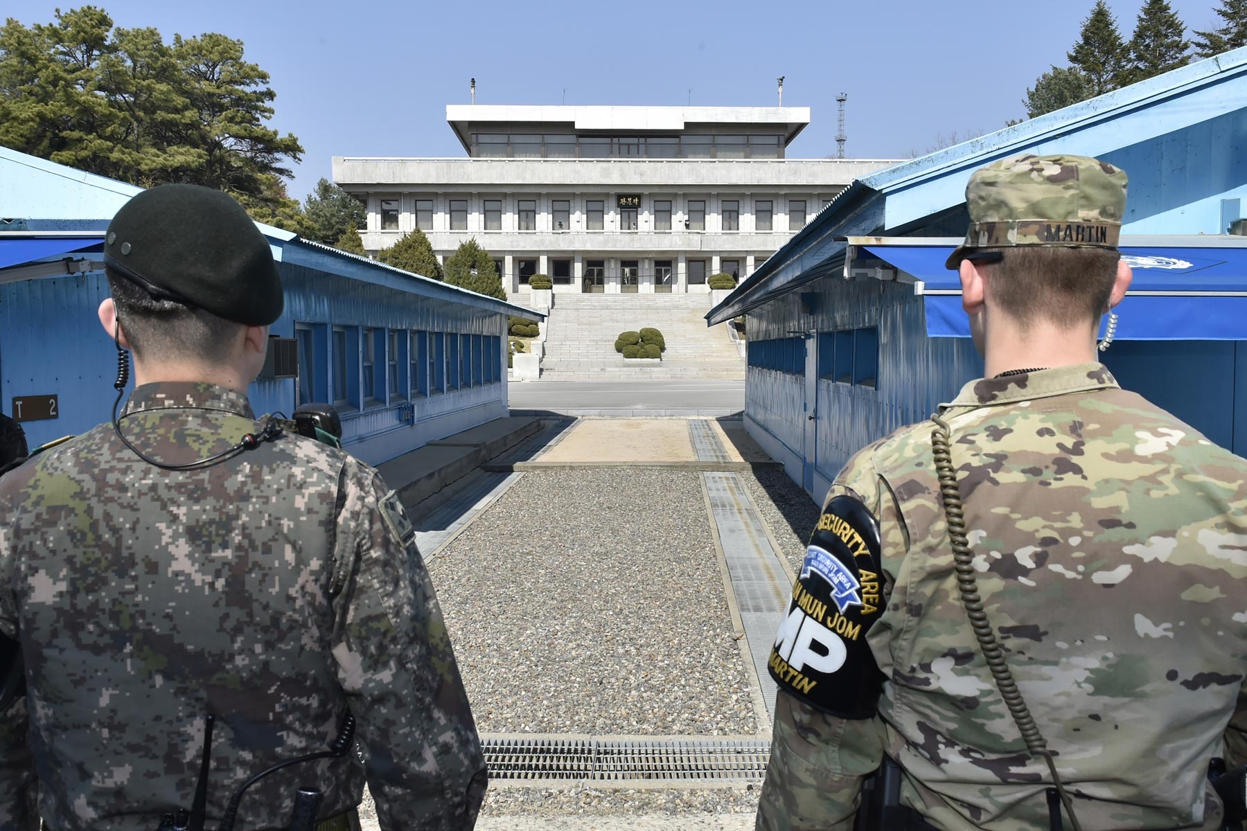 Trieu tien pha huy van phong lien lac lien trieu anh 1