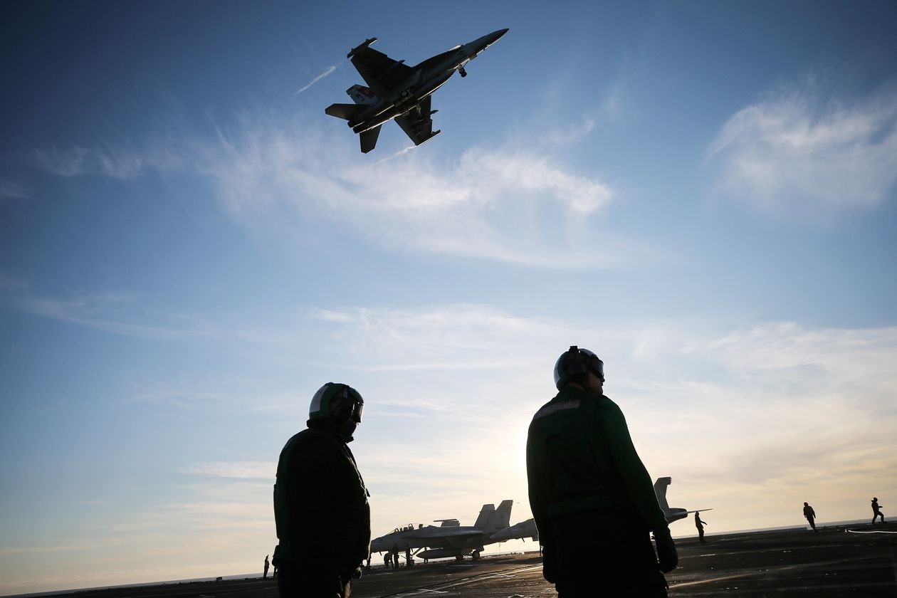 tau san bay My tap tran Bien Dong anh 3