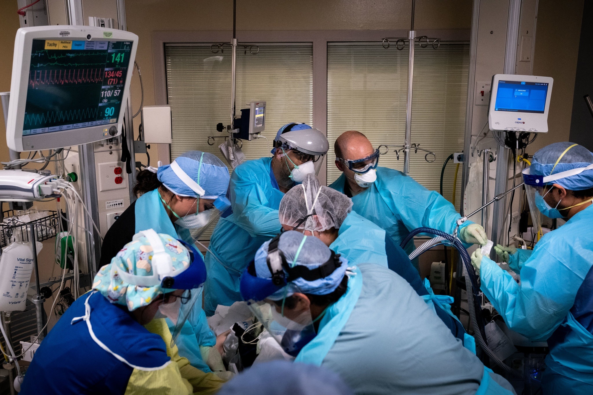 WHO ghi nhan ngay co so nguoi nhiem virus cao ky luc voi 223.000 ca hinh anh