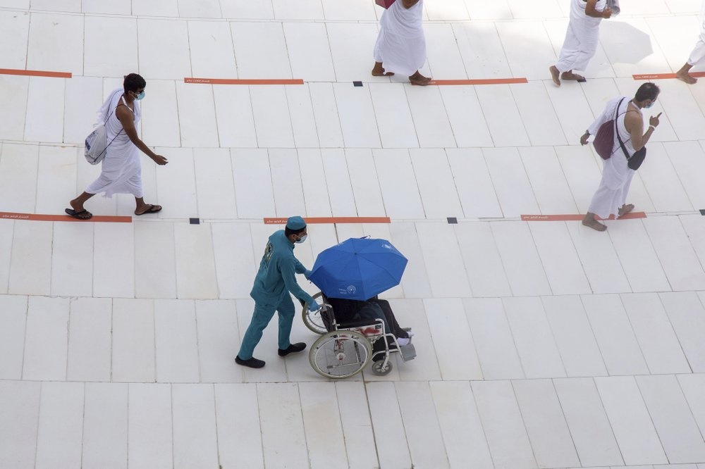 le hanh huong chua tung co vi virus anh 8