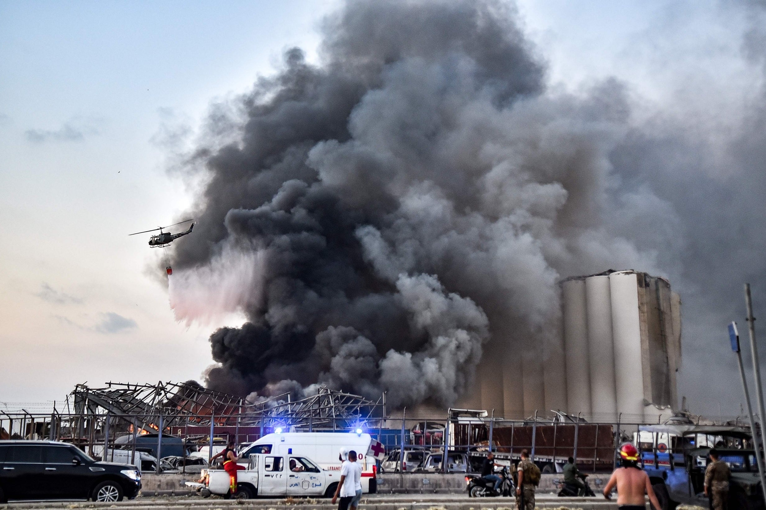 Nguy co phat no duoc canh bao it nhat 10 lan truoc tham hoa o Beirut hinh anh