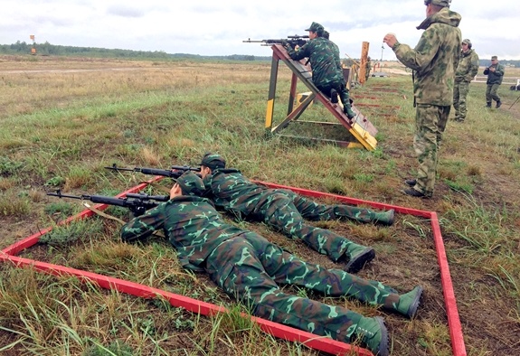 Doi xa thu Quan doi Nhan dan Viet Nam dung dau bai thi 'Di san' hinh anh