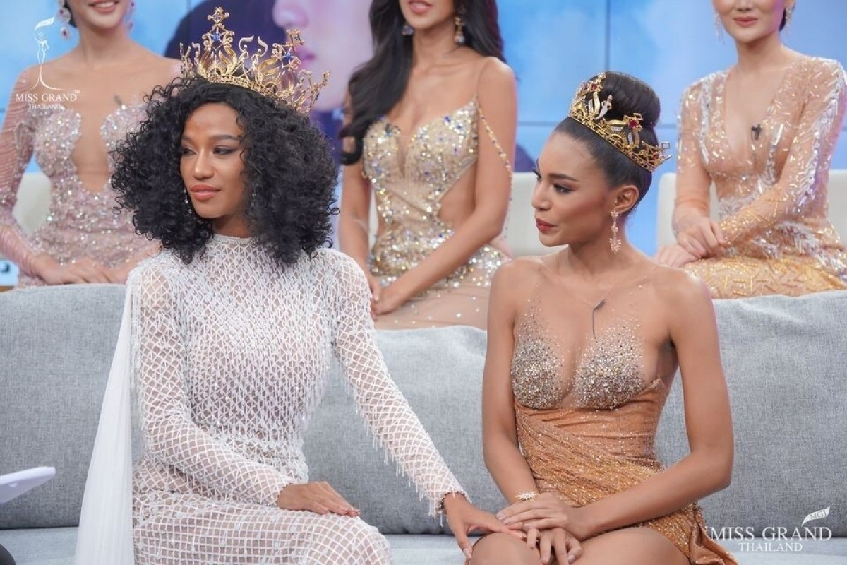 Hoa hau Thai bi che nhao ngoai hinh anh 1