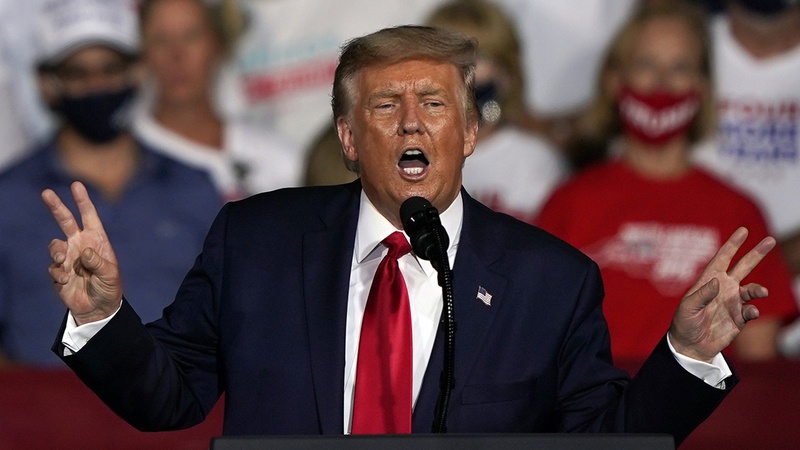 Ong Trump tung tuyen bo 'khong lo mac Covid-19' hinh anh