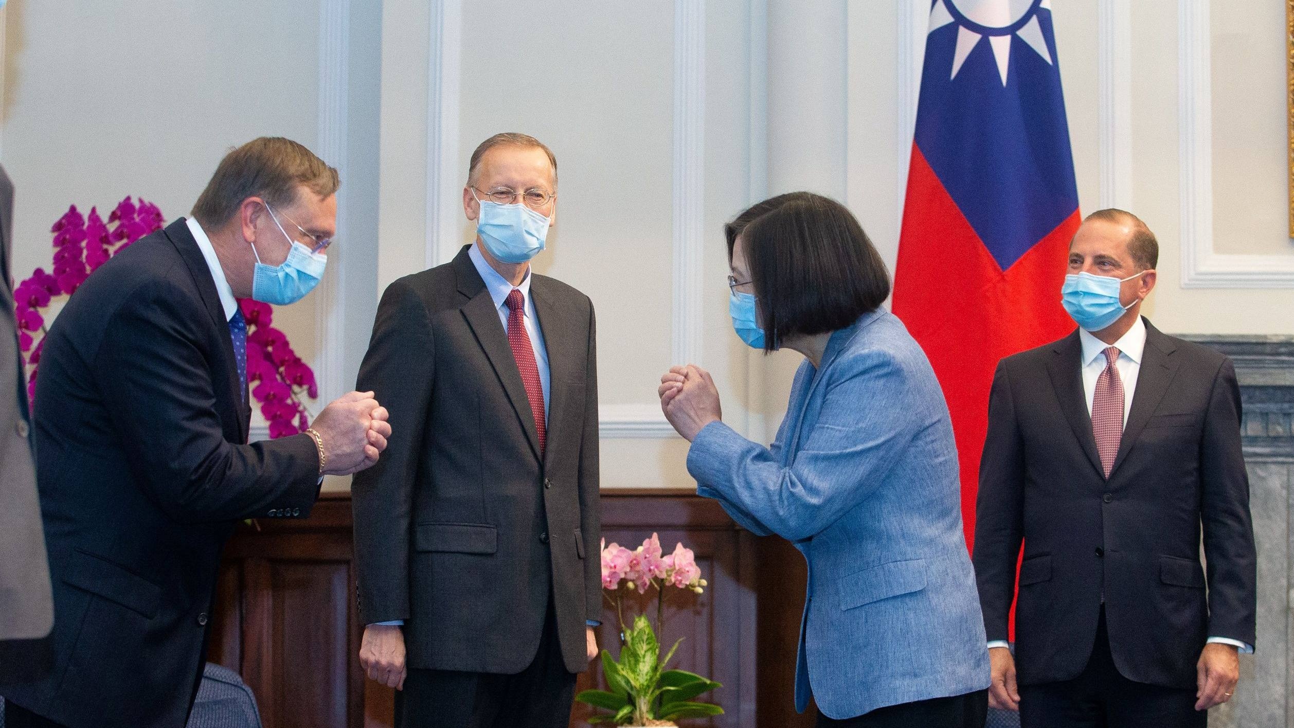 Quan chuc My tham Dai Loan, danh tinh va lich trinh duoc giu kin hinh anh