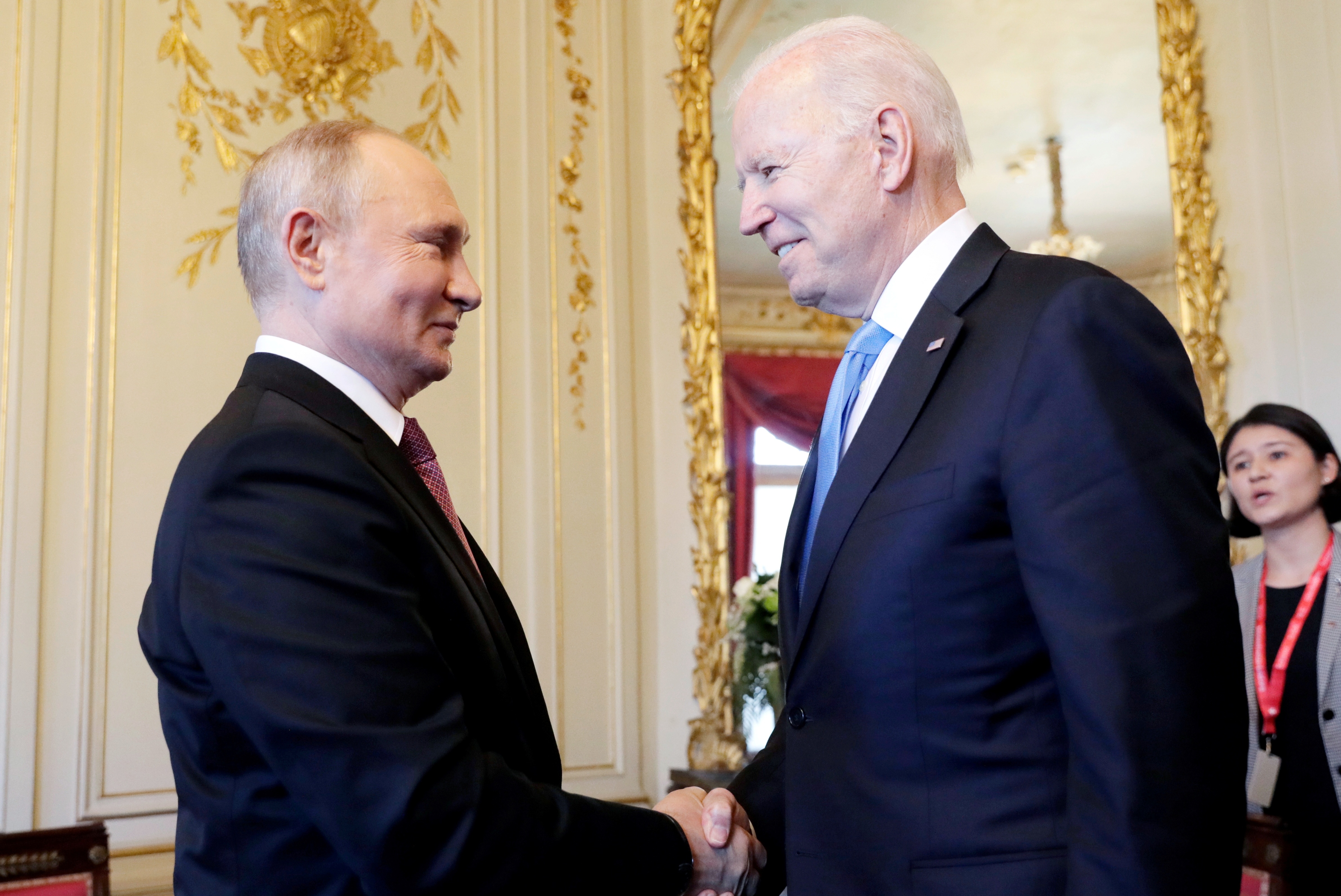 Tong thong Putin va Biden lan dau hoi dam truc tiep hinh anh