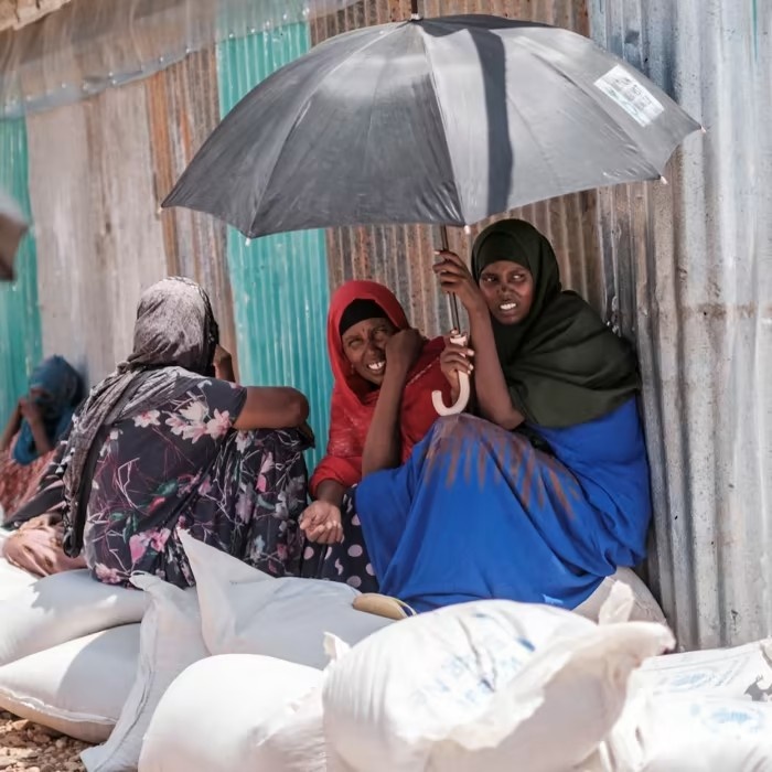 Sung chau Phi lao dao anh 3