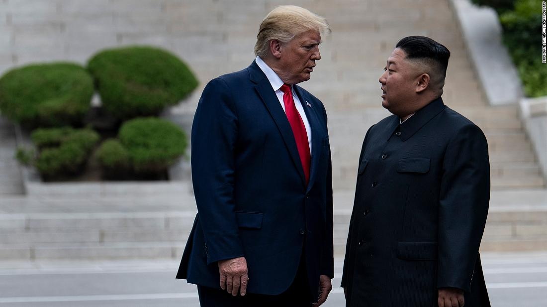 di san cua tong thong trump anh 4