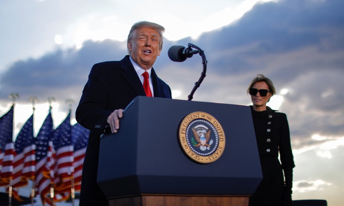 Tong thong Trump: 'Chung toi se som tro lai' hinh anh