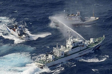 Anh, Nhat ra tuyen bo chung ve Bien Dong hinh anh