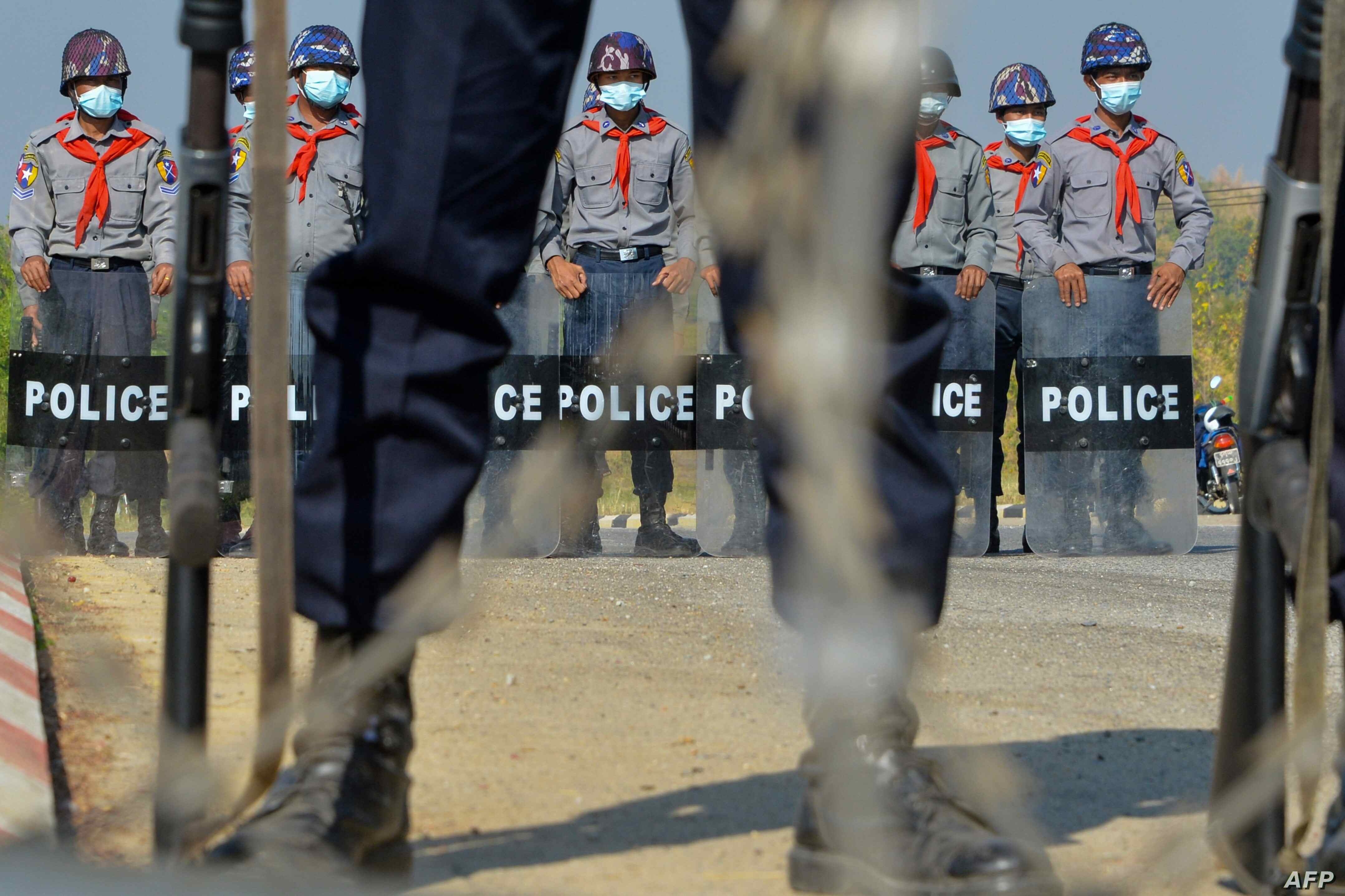 Sau Facebook, Myanmar chan tiep Twitter va Instagram hinh anh