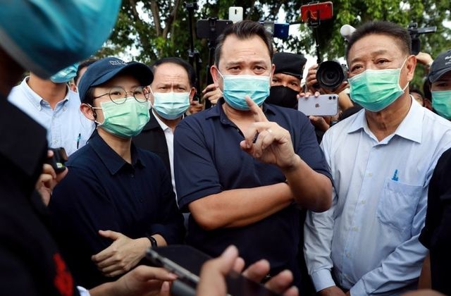 Ba bo truong Thai Lan bi phat tu vi toi noi loan hinh anh