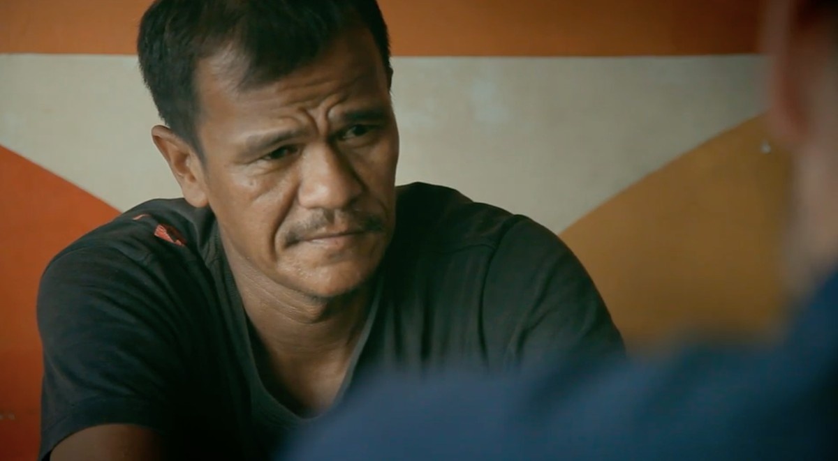 ban chet 4 nguoi tren bien anh 2