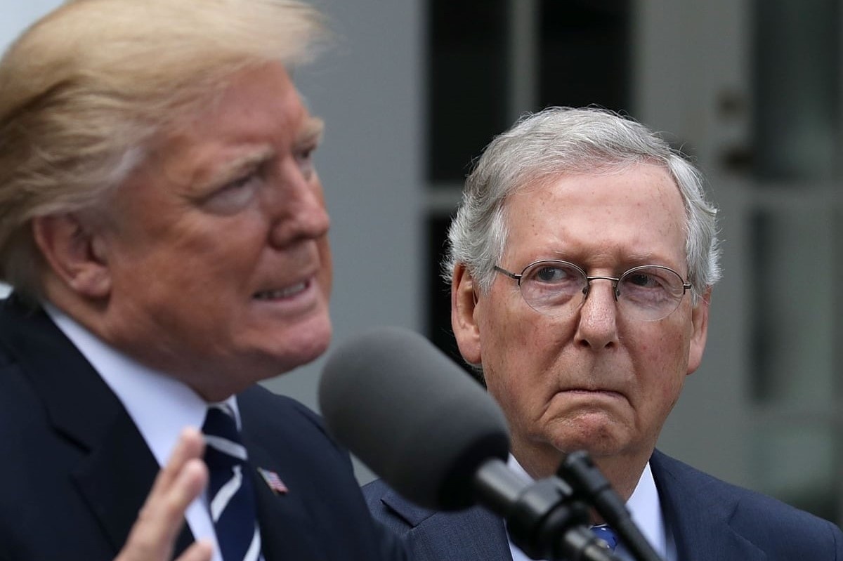 ong trump xuc pham lanh dao dang cong hoa anh 1