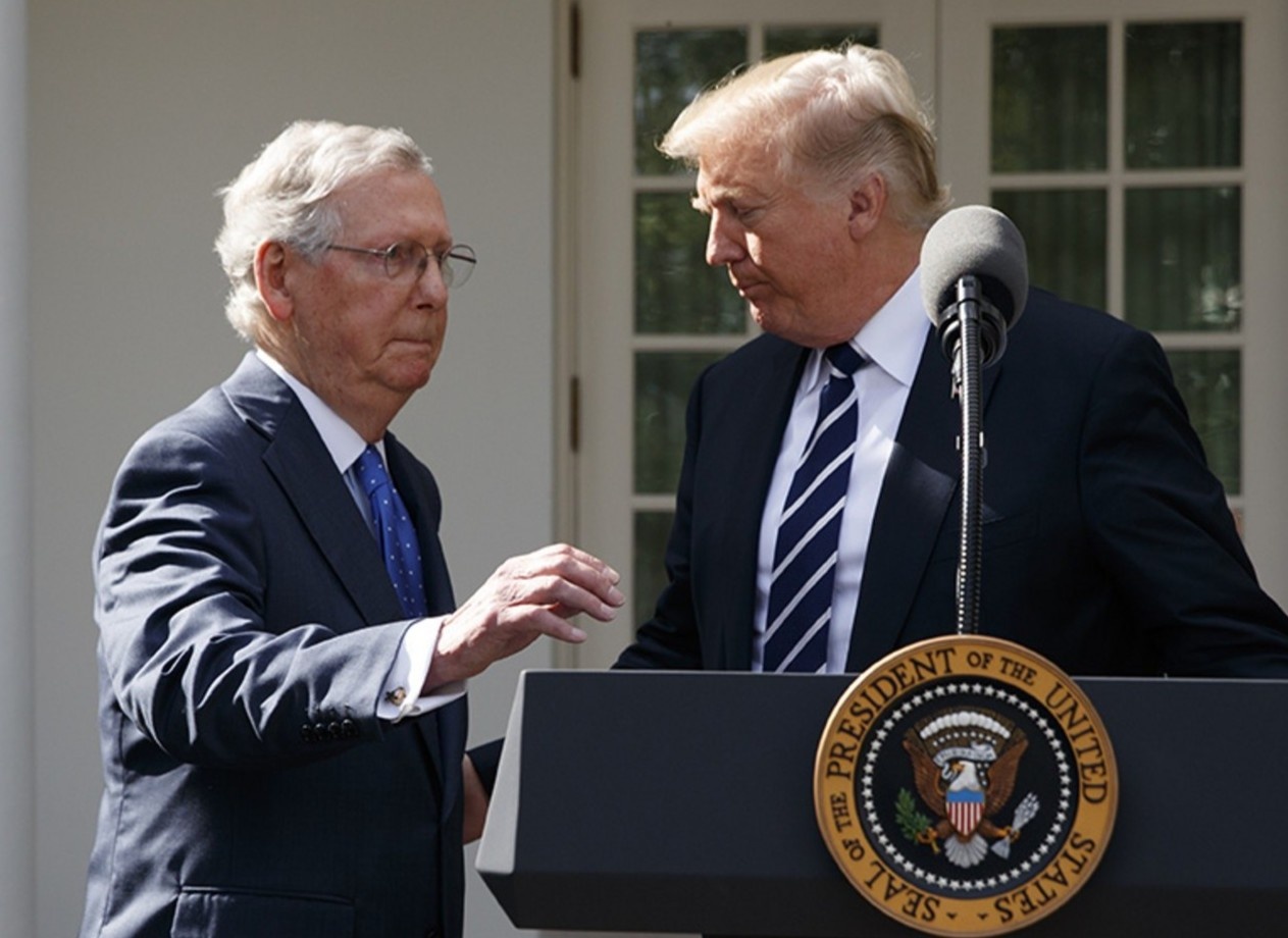 Ong Trump lien tuc xuc pham lanh dao dang Cong hoa hinh anh