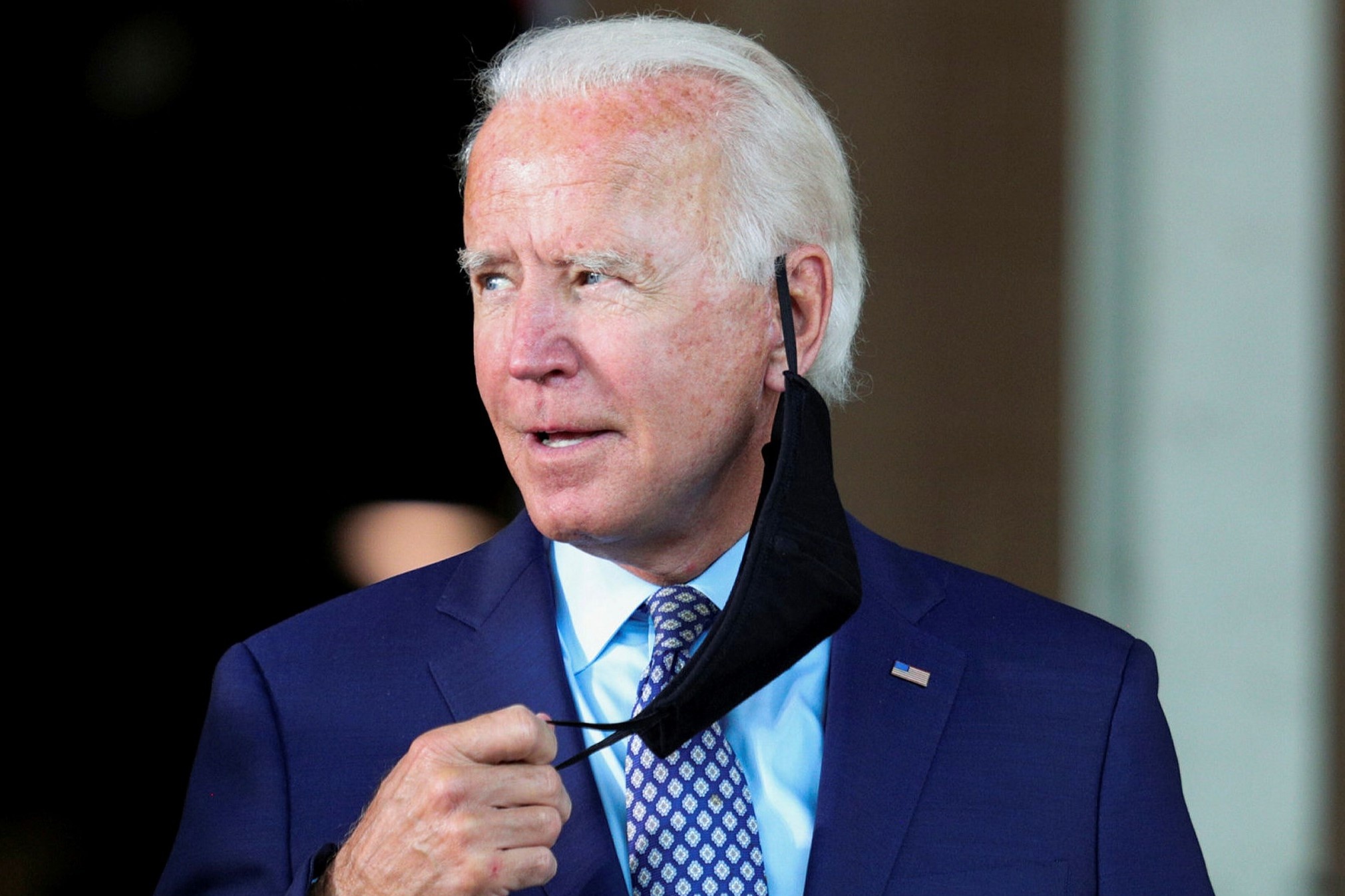 Tong thong Biden tiep tuc bo mot chuong trinh cua ong Trump hinh anh