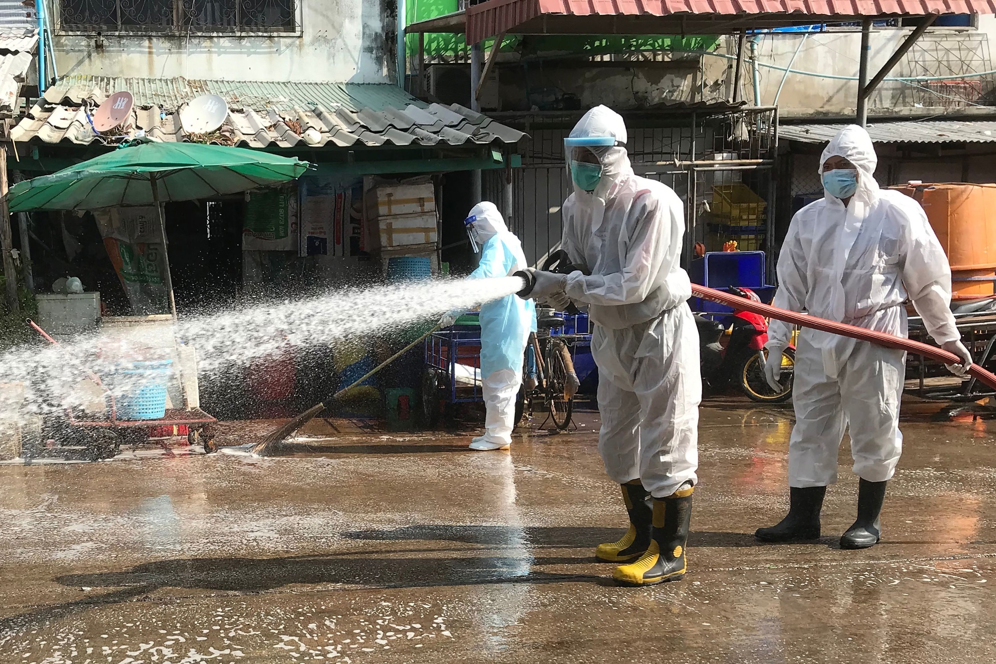 Ca tu vong vi Covid-19 o Thai Lan lai cham moc ky luc hinh anh