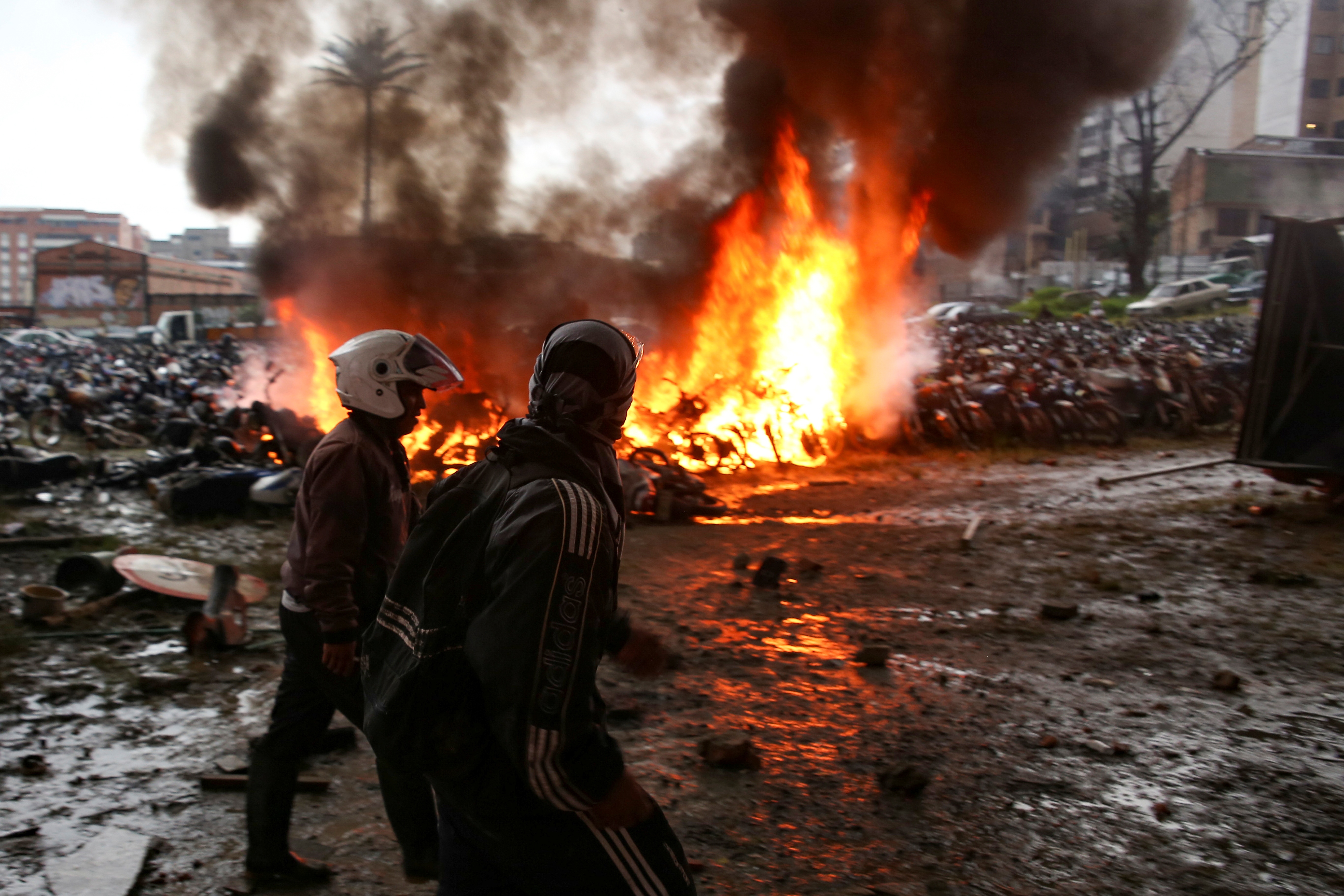 bieu tinh dot xe colombia anh 3