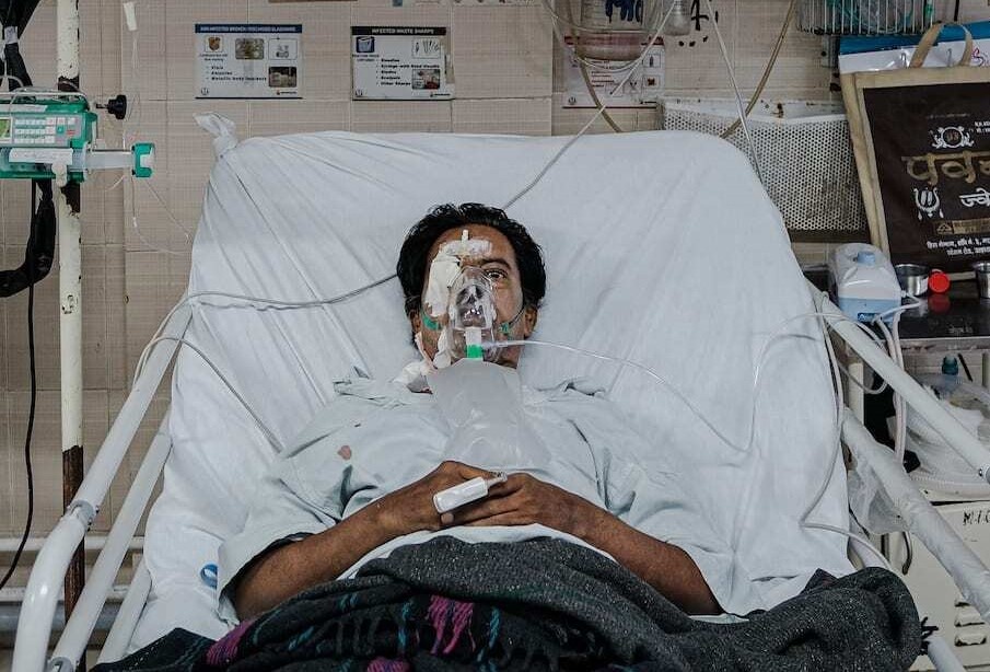 Nhung nguoi An Do phai khoet mat vi dich benh nam den hinh anh