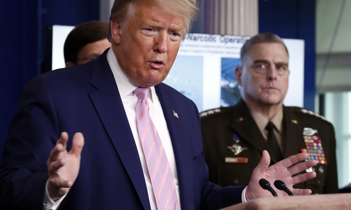 Sach moi cao buoc ong Trump tung chi dao quan doi ban nguoi bieu tinh hinh anh