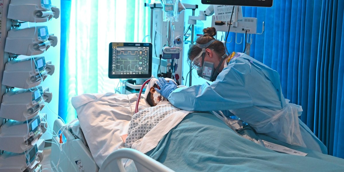 thuoc dieu tri covid-19 anh 2