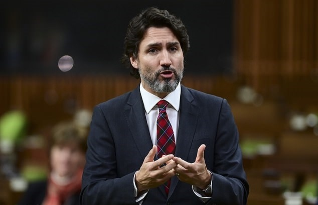 moi tre em truong noi tru canada anh 1