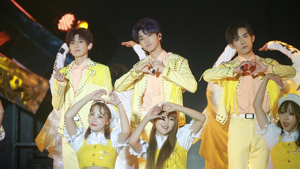 nam sinh mac vay den truong anh 2