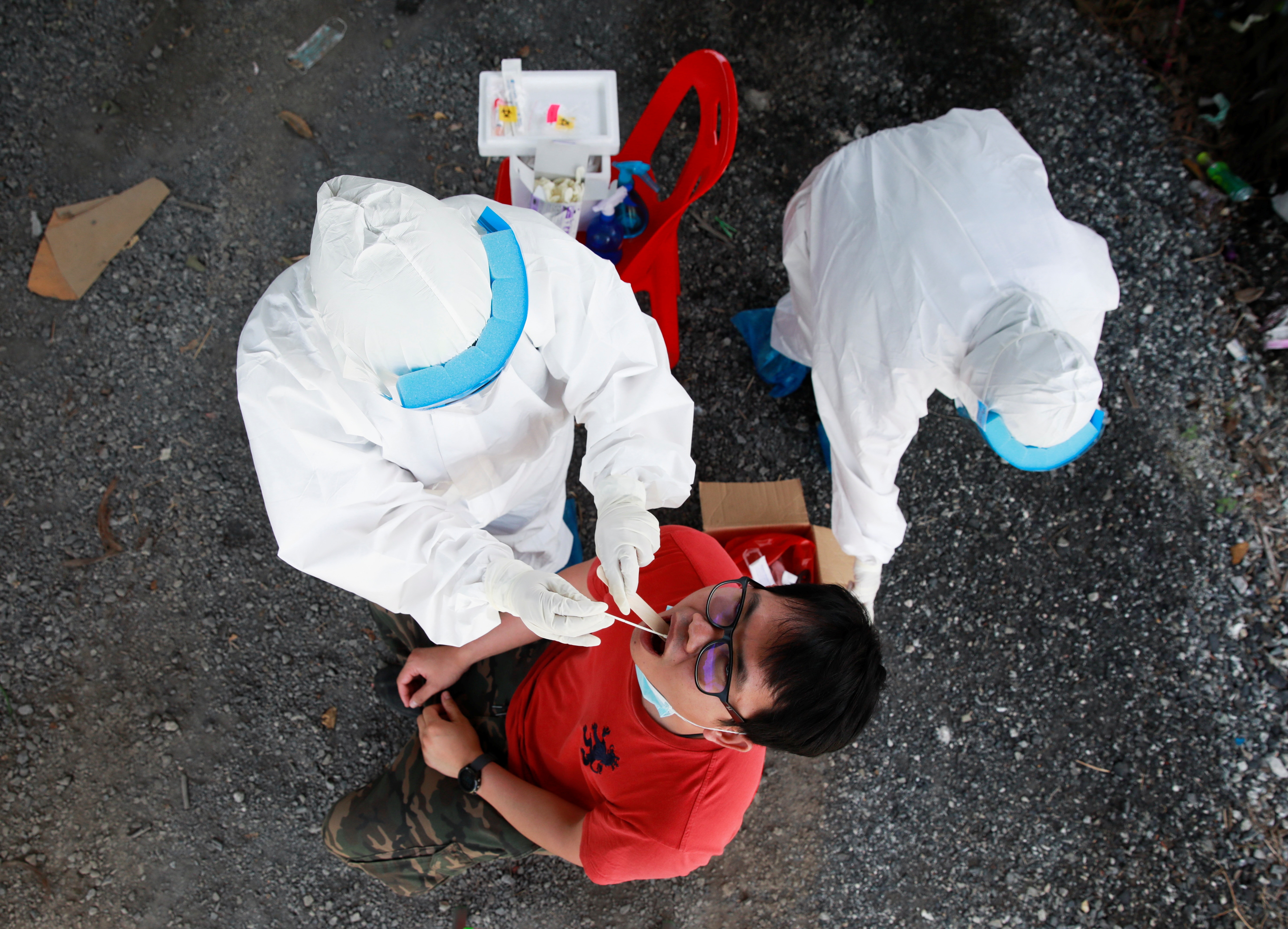 So benh nhan Covid-19 qua doi o Thai Lan lap dinh moi hinh anh