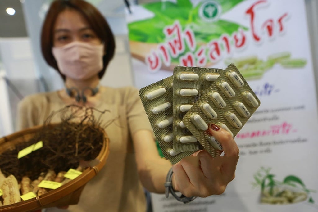 thuoc chua covid-19 anh 1