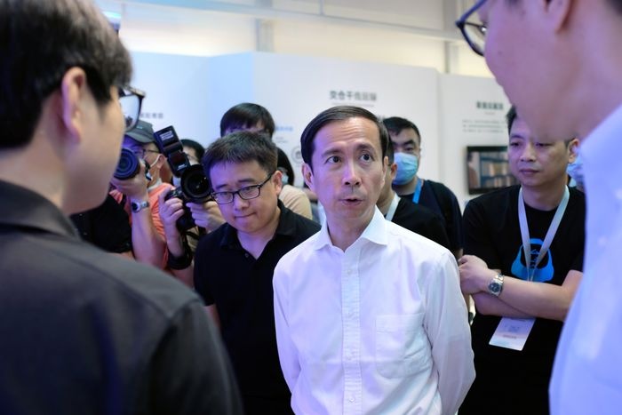 alibaba tan cong tinh duc anh 1