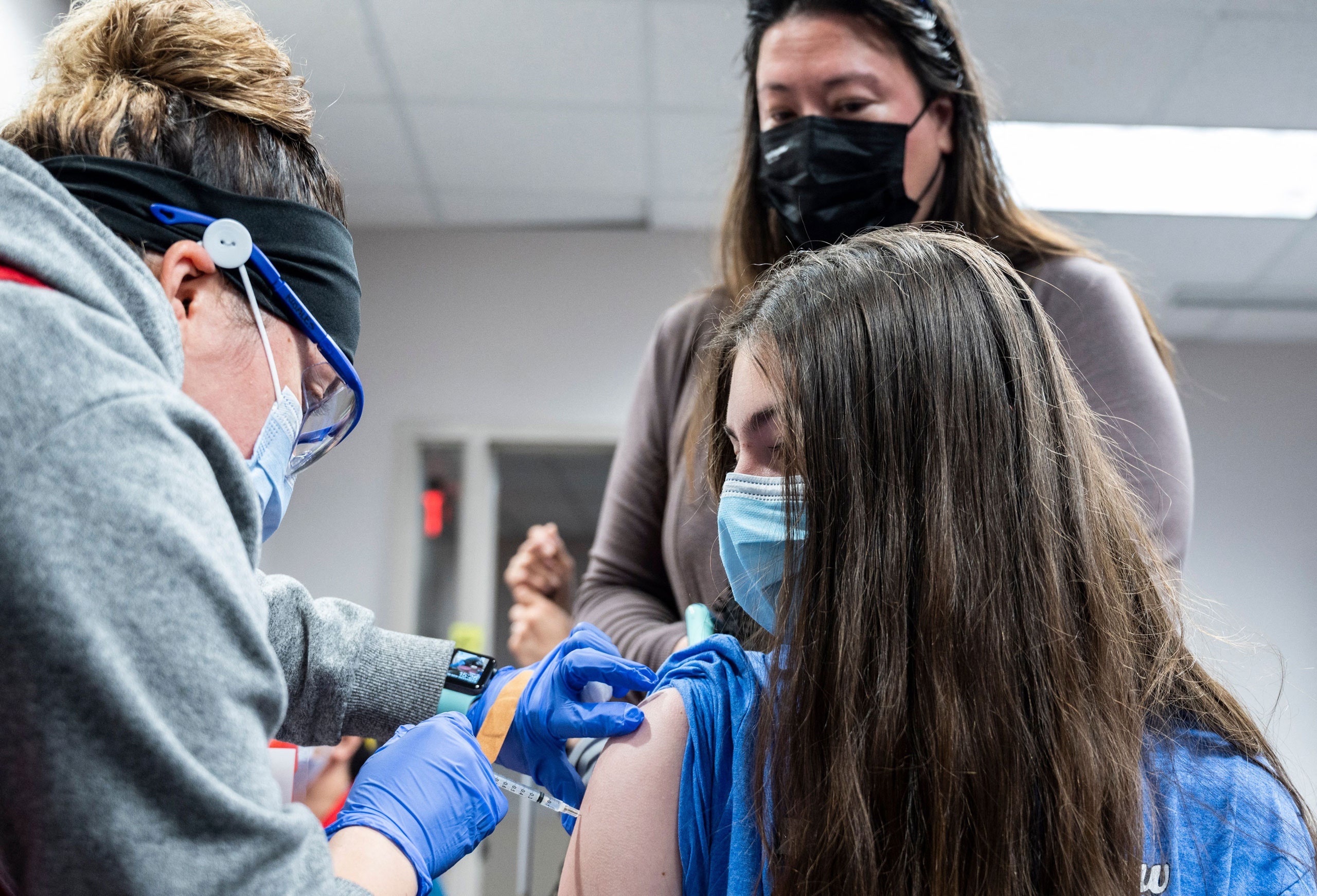 My phai bo hang trieu lieu vaccine ma khong the cho nuoc khac hinh anh