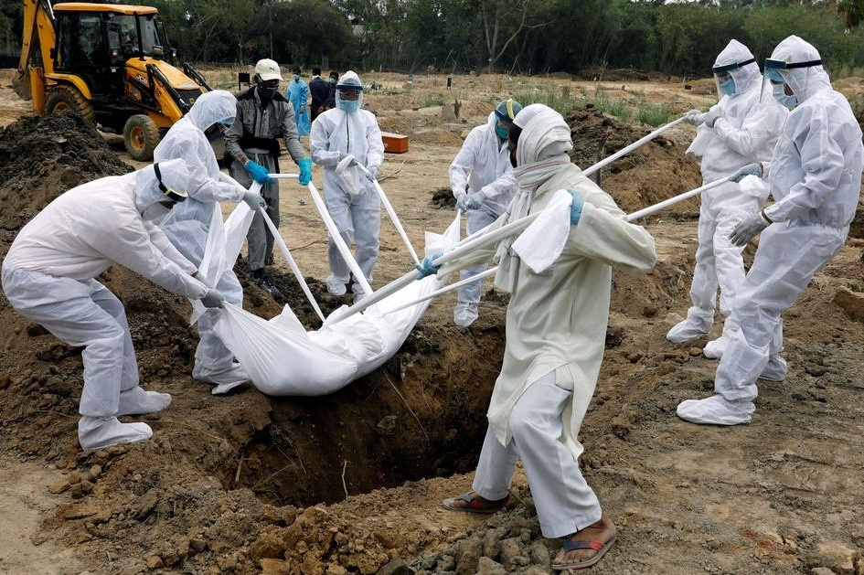 So ca tu vong thuc te vi Covid-19 tren toan cau la bao nhieu? hinh anh