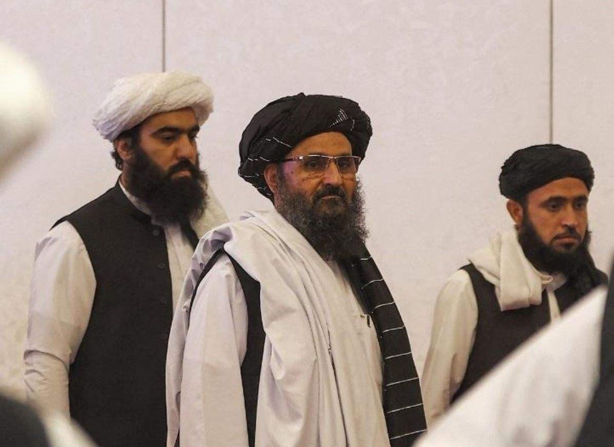 Giam doc CIA bi mat gap lanh dao Taliban o Kabul hinh anh