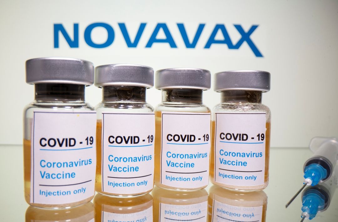CDC My cong nhan nguoi thu nghiem vaccine Novavax la tiem chung day du hinh anh