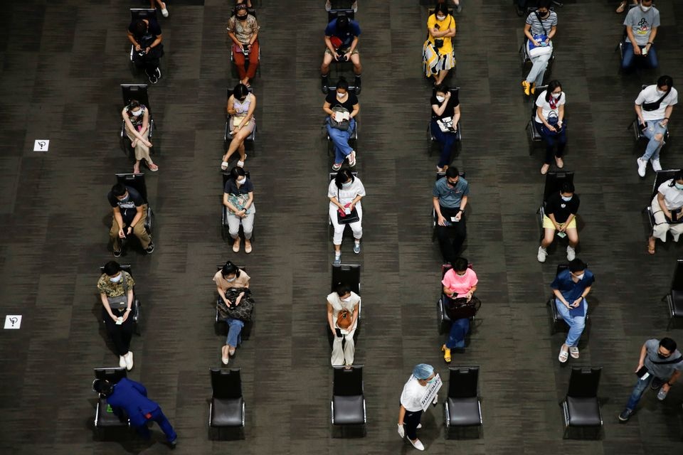 chung song voi covid-19 anh 4