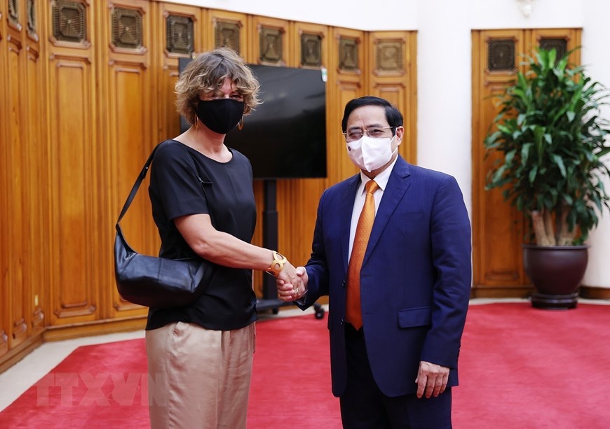 Ha Lan tang Viet Nam may tho, vat tu y te tri gia 43 ty dong hinh anh